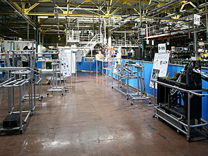 某汽車車身制作商簡便自動化設備制造案例